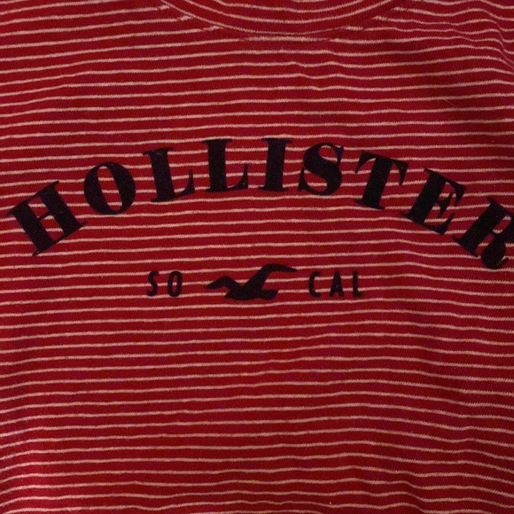 NWOT Hollister Red and White Striped Crop Top - Picture 2 of 4